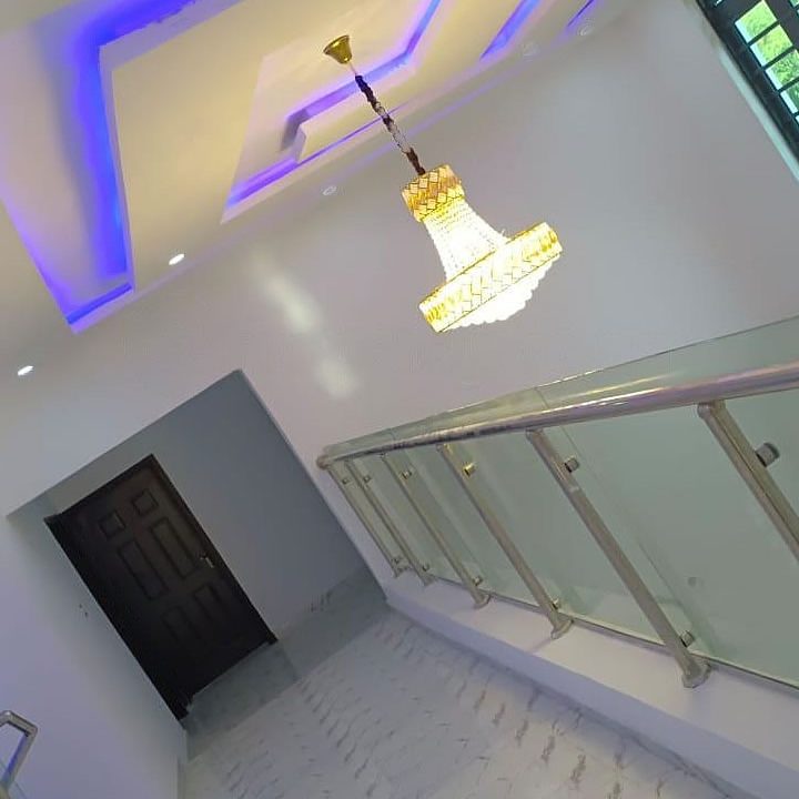 3 - 5 Bedroom Duplex