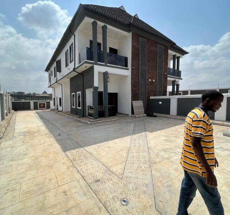 WhatsApp Image 2023-12-01 at 9.29.44 AM (1)